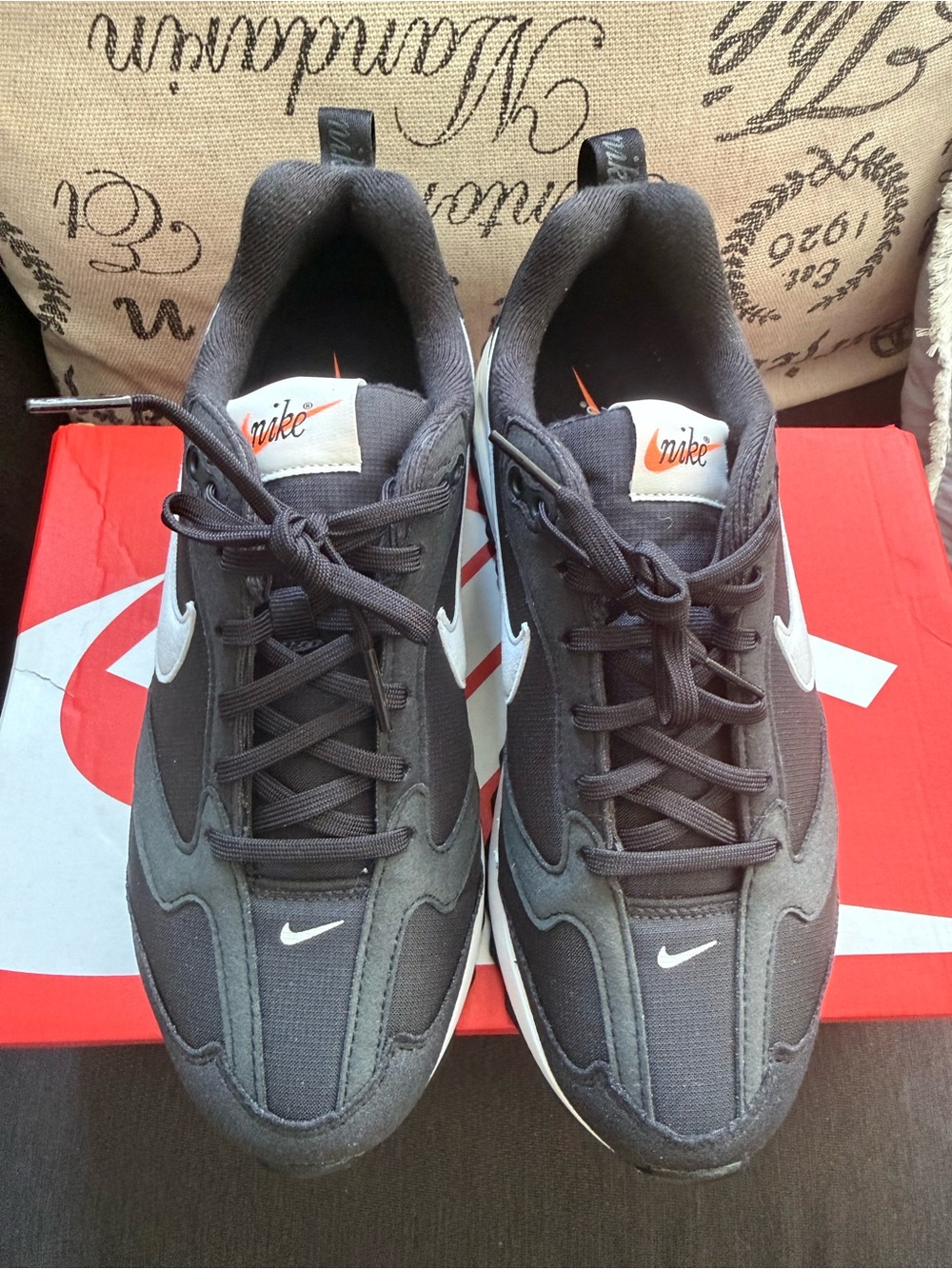 Women’s Nike Air Max Dawn - worn twice